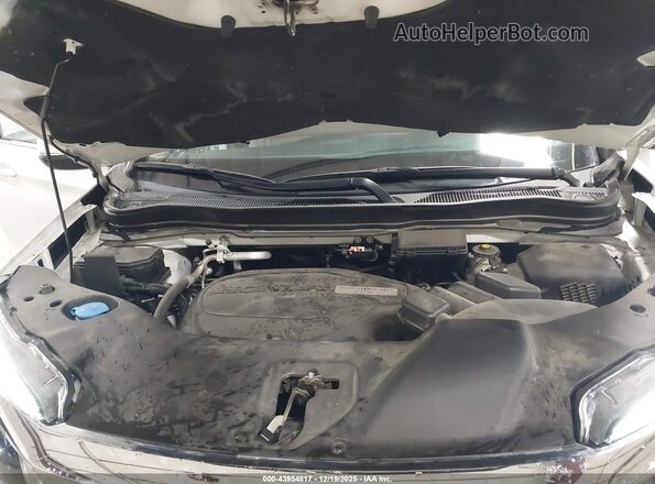 5FNYF6H55LB010937 2020 HONDA PILOT White Rear view