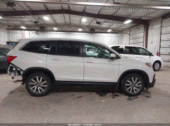5FNYF6H55LB010937 2020 HONDA PILOT White 360 interior view