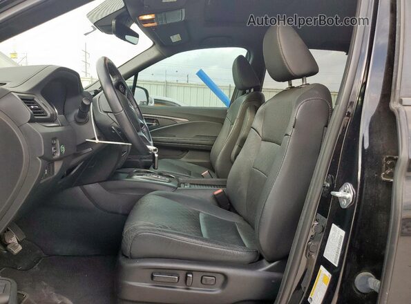 5FNYF7H58MB015556 2021 HONDA PASSPORT Черный Вид салона спереди