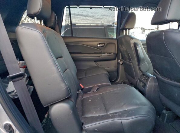 5FNYF8H59LB008121 2020 HONDA PASSPORT Gray უკანა სალონის ხედი