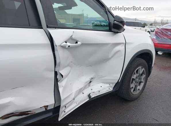 5FNYF8H61PB040494 2023 HONDA PASSPORT Белый Вид спереди