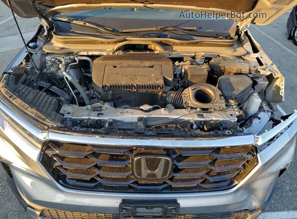 5FNYG1H78PB018487 2023 HONDA PILOT Silver Vista del compartimento del motor