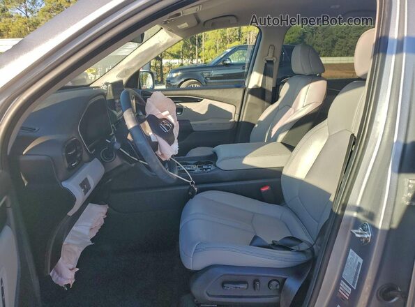 5FNYG2H41RB005997 2024 HONDA PILOT Silver Вид салону спереду