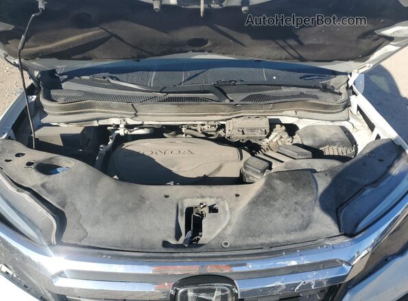 5FPYK3F75LB003749 2020 HONDA RIDGELINE White Вид задньої частини салону