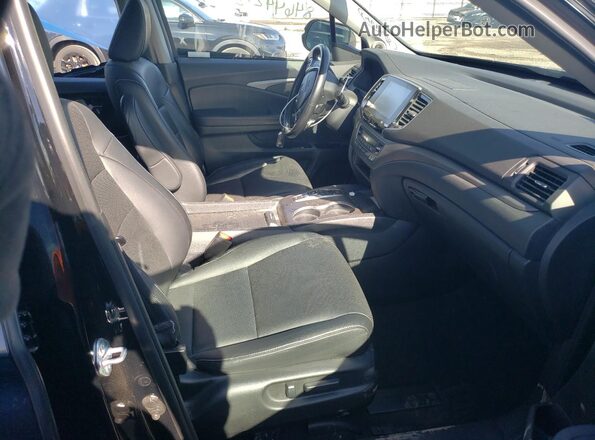 5FPYK3F7XNB020002 2022 HONDA RIDGELINE Black Front interior view