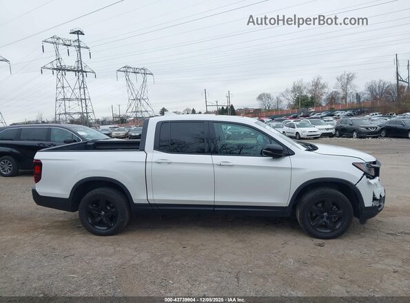 5FPYK3F81PB017453 2023 HONDA RIDGELINE White Вид задньої частини салону