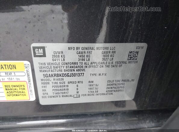 5GAKRBKD5GJ301377 2016 BUICK ENCLAVE Gray Widok komory silnika