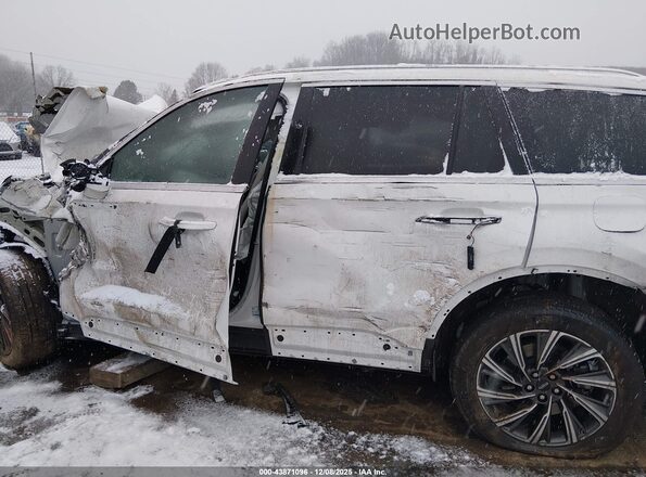 5LM5J6XC2SGL32739 2025 LINCOLN AVIATOR White 