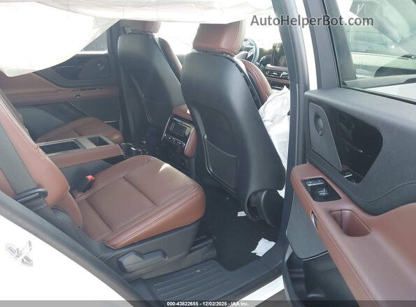 5LM5J7WC0SGL22900 2025 LINCOLN AVIATOR White VIN կոդի պիտակի տեսք