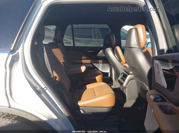 5LM5J7WC6MGL19034 2021 LINCOLN AVIATOR Cream 