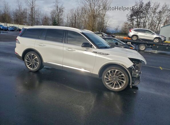 5LM5J7XC1LGL05653 2020 LINCOLN AVIATOR White Front right