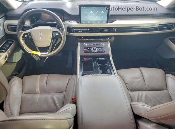 5LM5J7XC1LGL05653 2020 LINCOLN AVIATOR White Dashboard view