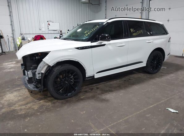 5LM5J7XC1NGL18728 2022 LINCOLN AVIATOR White 