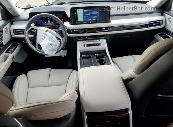5LM5J7XC1SGL04906 2025 LINCOLN AVIATOR Cream Widok deski rozdzielczej