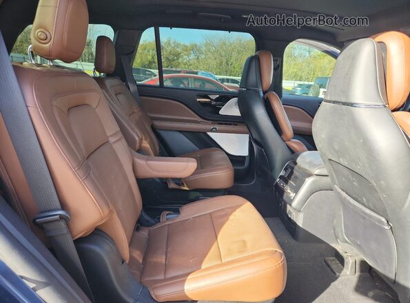 5LM5J7XC6LGL00397 2020 LINCOLN AVIATOR Blue უკანა სალონის ხედი