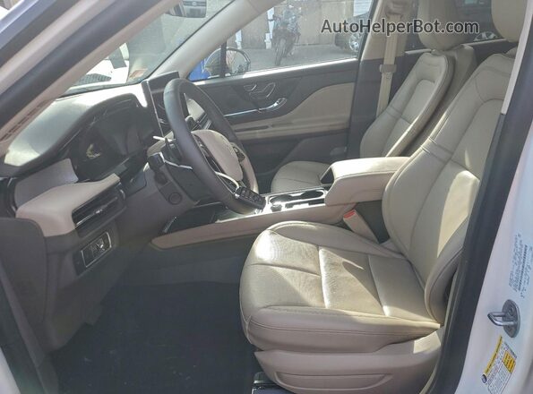 5LMCJ1DA2RUL11155 2024 LINCOLN CORSAIR White Vista interior delantera