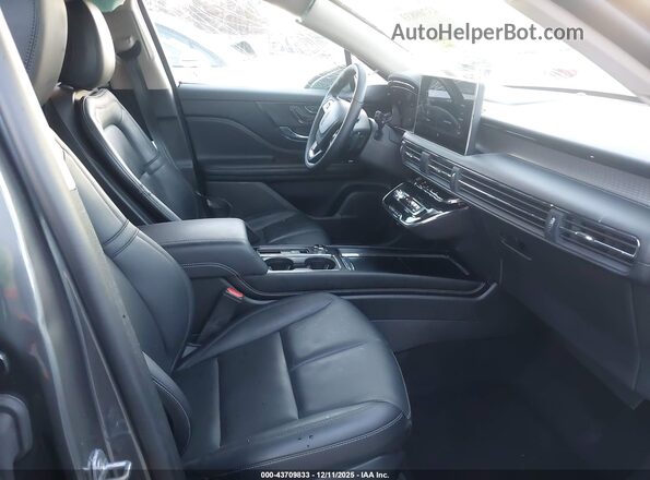 5LMCJ1DAXSUL07571 2025 LINCOLN CORSAIR Gray Front interior view