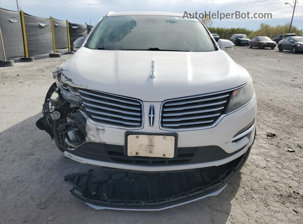 5LMCJ2D95GUJ12691 2016 LINCOLN MKC Белый Вид спереди