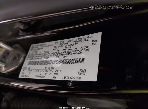 5LMCJ2D98LUL10899 2020 LINCOLN CORSAIR Черный Вид подкапотного пространства