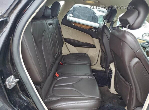 5LMCJ2D99GUJ03105 2016 LINCOLN MKC Черный Вид задней части салона