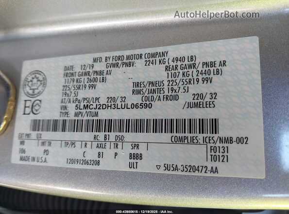 5LMCJ2DH3LUL06590 2020 LINCOLN CORSAIR Silver Vista del compartimento del motor