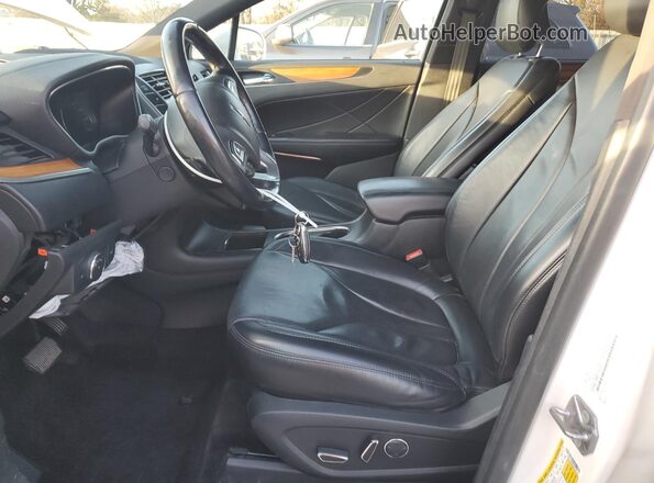 5LMCJ3D98JUL19119 2018 LINCOLN MKC White 