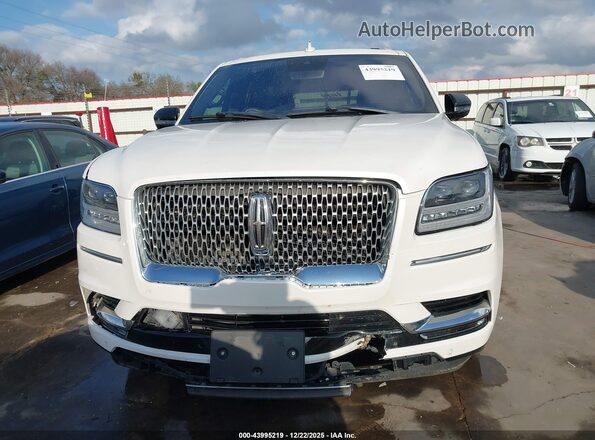 5LMJJ2LT6KEL04029 2019 LINCOLN NAVIGATOR Белый Вид щитка приборов