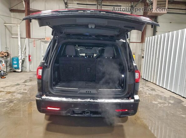 5LMJJ2LT6LEL06137 2020 LINCOLN NAVIGATOR Черный Вид сзади