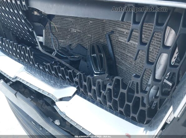 5LMJJ2LT9LEL08352 2020 LINCOLN NAVIGATOR Черный 