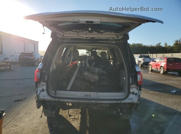 5LMJJ2LTXJEL10575 2018 LINCOLN NAVIGATOR Белый 