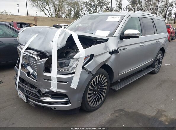 5LMJJ2TT0LEL08370 2020 LINCOLN NAVIGATOR Silver Front left