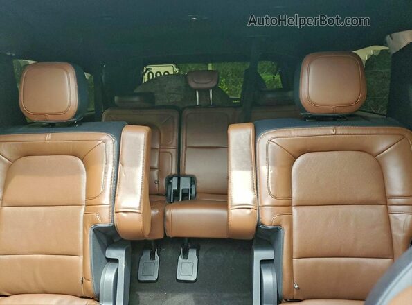 5LMJJ3LG4PEL02778 2023 LINCOLN NAVIGATOR Black Вид задніх сидінь