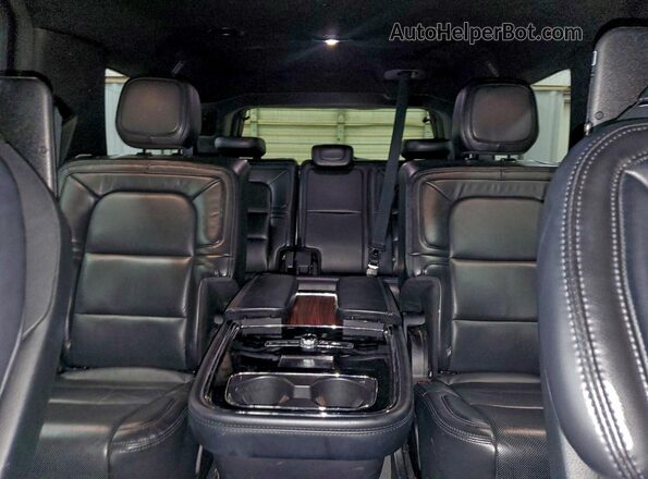 5LMJJ3LT5LEL05034 2020 LINCOLN NAVIGATOR Black Vista de los asientos traseros