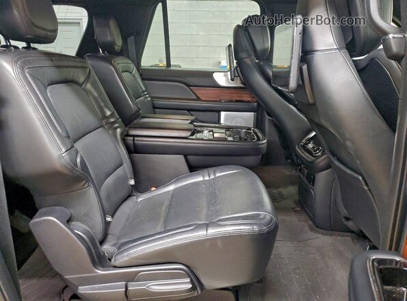 5LMJJ3LT5LEL05034 2020 LINCOLN NAVIGATOR Black Vista interior trasera