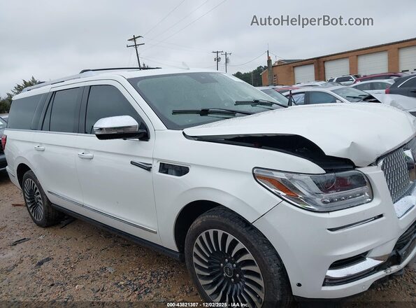 5LMJJ3TTXLEL23920 2020 LINCOLN NAVIGATOR White Widok wnętrza z tyłu