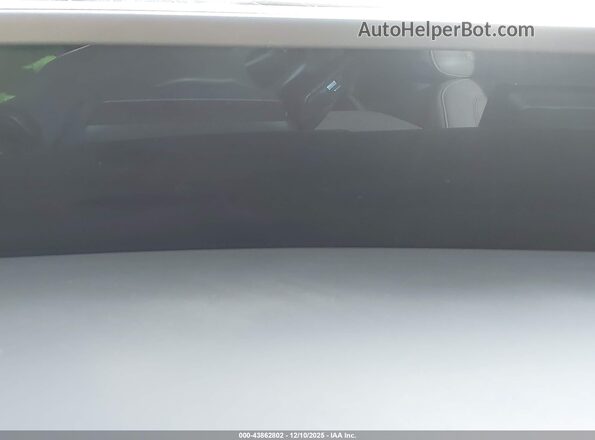 5LMPJ8K41SJ893523 2025 LINCOLN NAUTILUS Black სალონის 360-გრადუსიანი ხედი