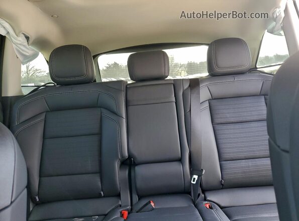 5LMPJ8K43SJ929681 2025 LINCOLN NAUTILUS Silver უკანა სავარძლების ხედი