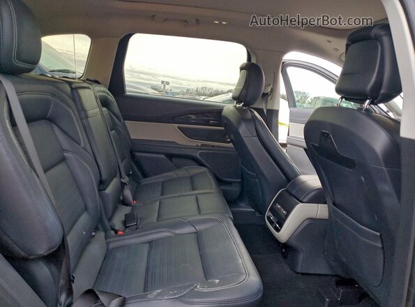 5LMPJ8K48SJ930034 2025 LINCOLN NAUTILUS Black 