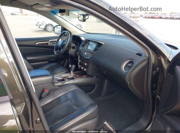 5N1AR2MN5GC631083 2016 NISSAN PATHFINDER Green Вид салону спереду