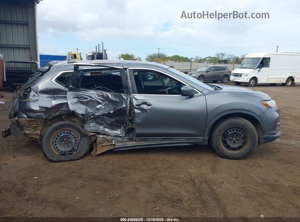 5N1AT2MV2JC757149 2018 NISSAN ROGUE Gray Widok wnętrza z tyłu
