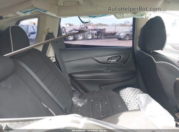 5N1AT2MV2JC757149 2018 NISSAN ROGUE Gray Widok naklejki z numerem VIN