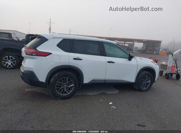 5N1AT3AA9MC750047 2021 NISSAN ROGUE White Vista interior trasera