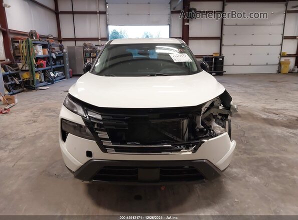 5N1BT3AB2RC732168 2024 NISSAN ROGUE Белый Вид щитка приборов
