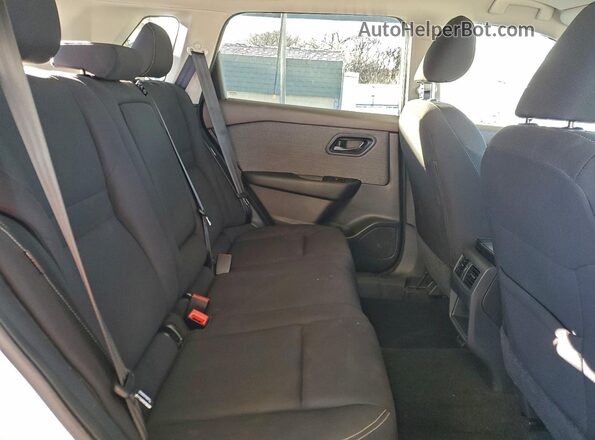 5N1BT3AB8PC869791 2023 NISSAN ROGUE Белый Вид задней части салона