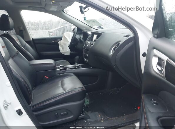 5N1DR2MM1KC640005 2019 NISSAN PATHFINDER White Вид салону спереду
