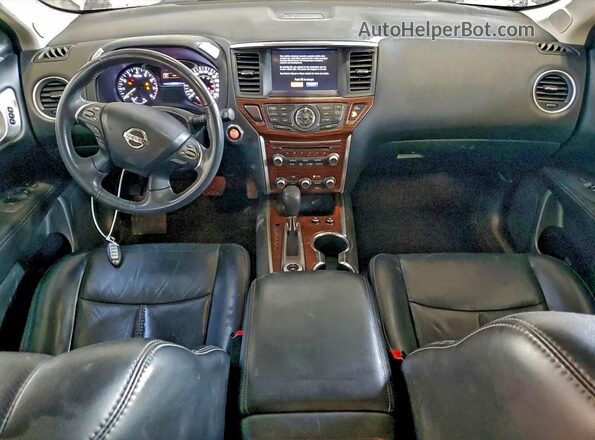 5N1DR2MM5HC908109 2017 NISSAN PATHFINDER White Widok deski rozdzielczej