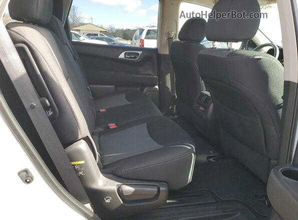 5N1DR2MN2HC652326 2017 NISSAN PATHFINDER White უკანა სალონის ხედი