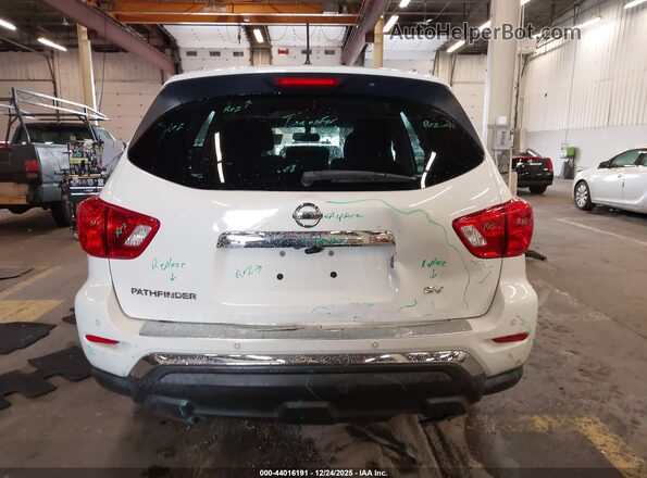 5N1DR2MN8JC622236 2018 NISSAN PATHFINDER White 