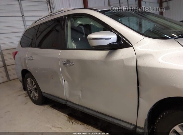 5N1DR2MNXKC596773 2019 NISSAN PATHFINDER Silver უკანა სალონის ხედი