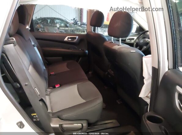 5N1DR2MNXKC596773 2019 NISSAN PATHFINDER Silver VIN კოდის სტიკერის ხედი